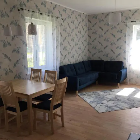 Allika Kuelalistemaja Apartman